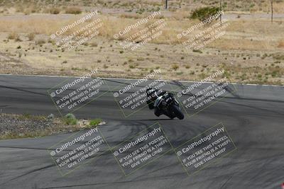 media/Apr-20-2025-AHRMA (Sun) [[393a79c373]]/Race/Group 10/Turn 4b/